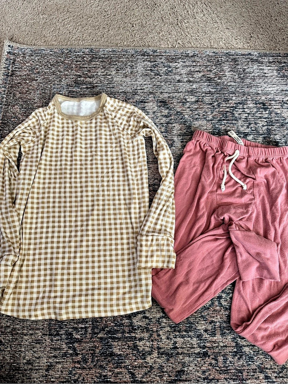 Childhoods Clothing Kids Gingham and Pink PJ set size 10/11